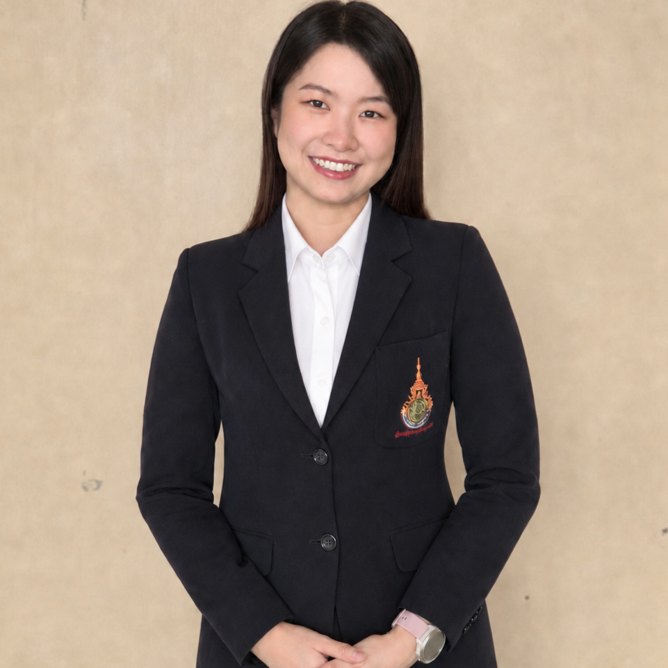 นางสาวเพชรดา สุธีรศักดิ์